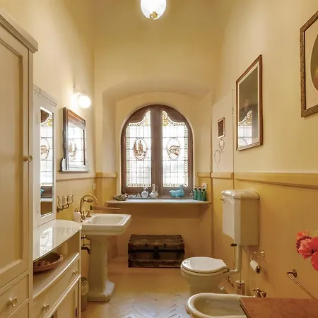 Couette-café Il Rossignolo Con Piscina 3*