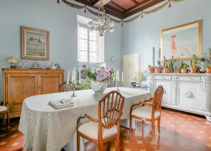 Il Rossignolo Con Piscina Couette-café 3*